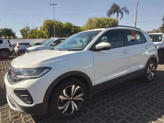 VOLKSWAGEN T-CROSS 1.0 200 TSI TOTAL FLEX AUTOMÁTICO VOLKSWAGEN T-CROSS 1.0 200 TSI TOTAL FLEX AUTOMÁTICO